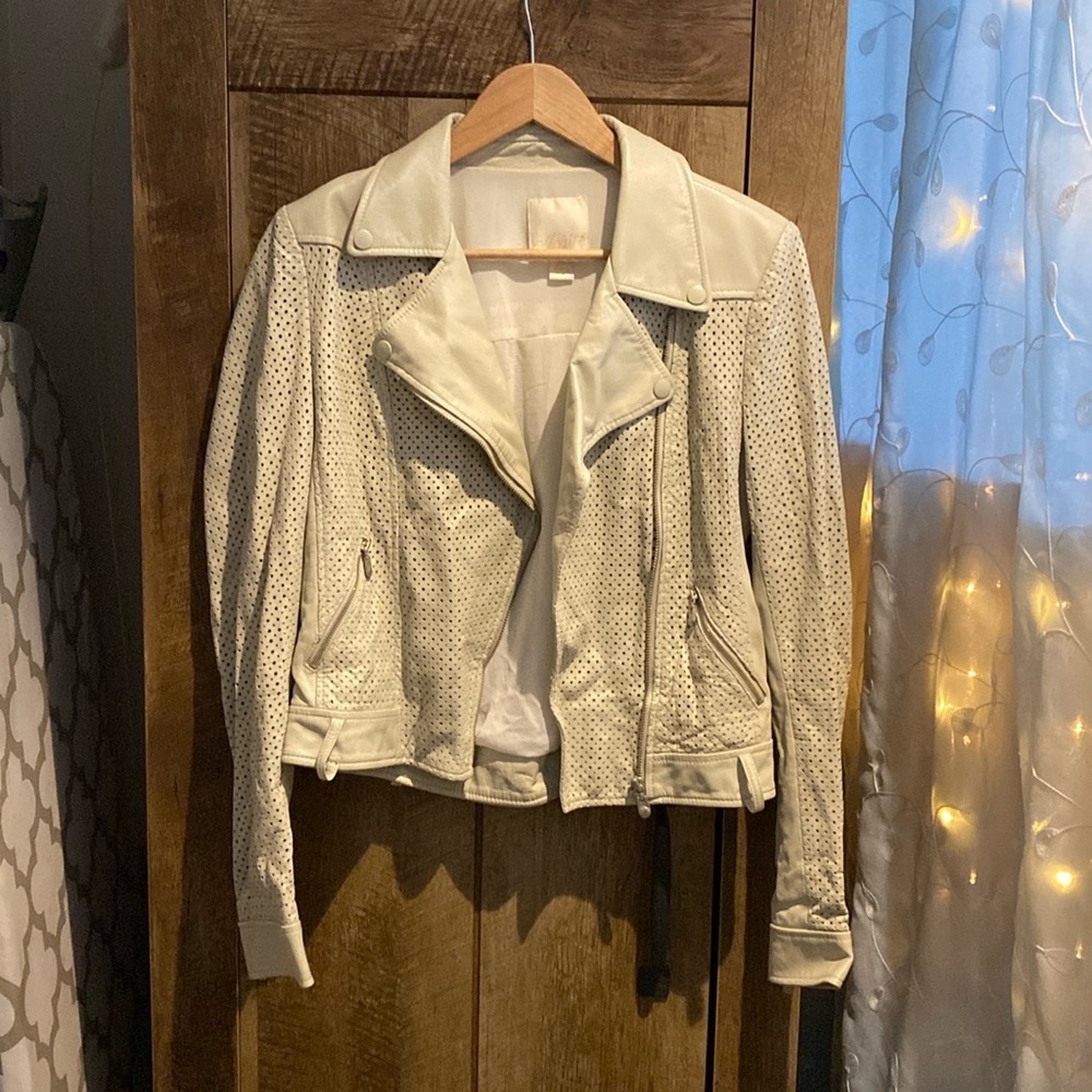 McGinn Leather Jacket - White Sheep Skin Leather - Used - Very Good Condition
